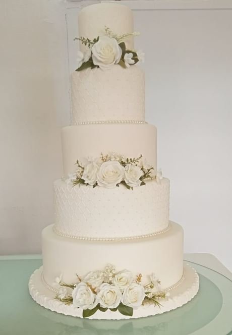 Lüks Salon Düğün Pastası Maketi Kiralaması